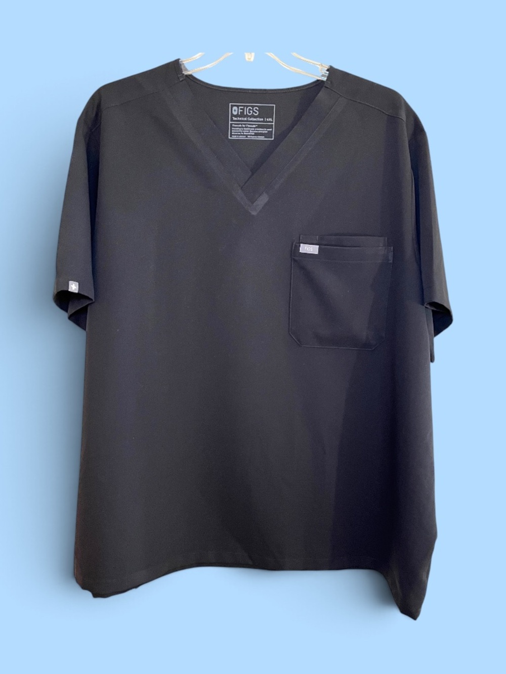 Figs Black (#9355) Leon Three Pocket Scrub Top Size 4XL
